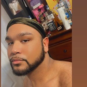 Meet your Posher, Kevin